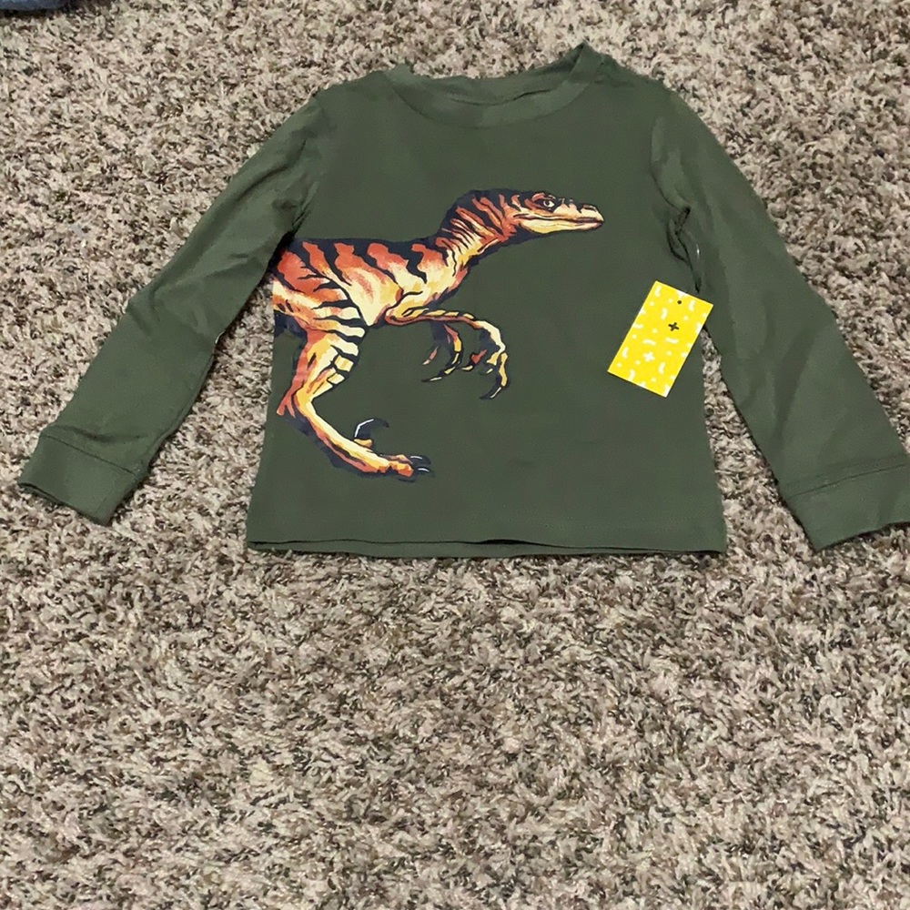 2T long sleeve shirt